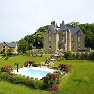 Chateau De Montbrault Сasa de vacaciones Fleurigné
